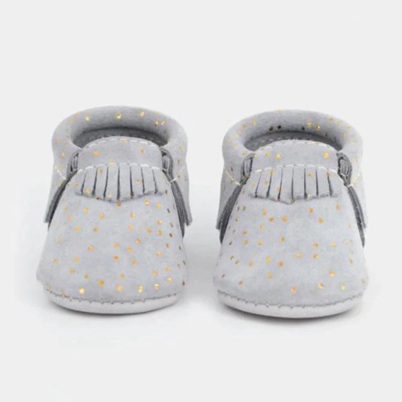 Freshly‎ Picked Grey Confetti Soft Sole Moccasins Fringe Moccs Girls Gold Shiny - Picture 1 of 12